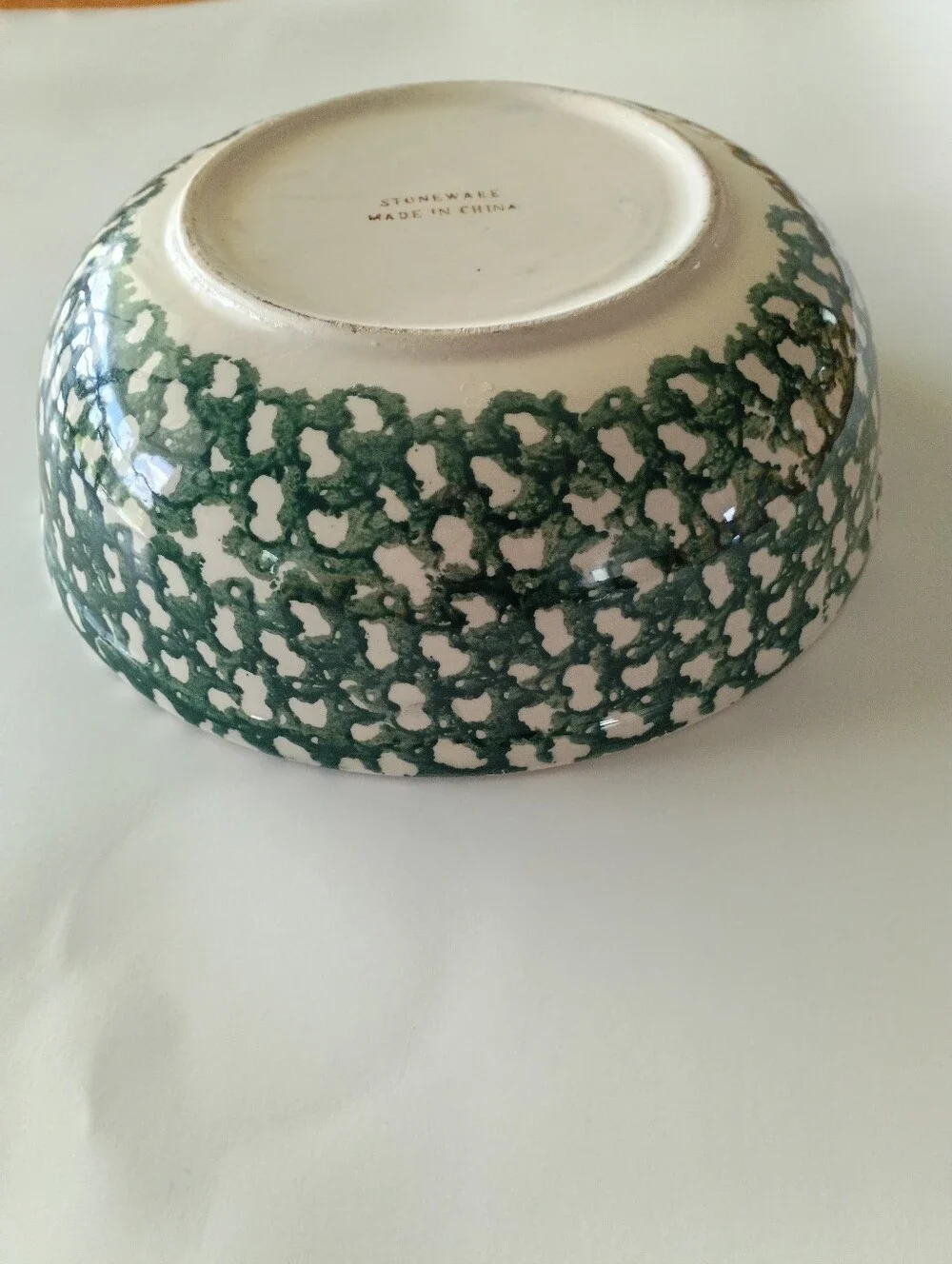 Vintage Stoneware Sponge Serving Bowl.